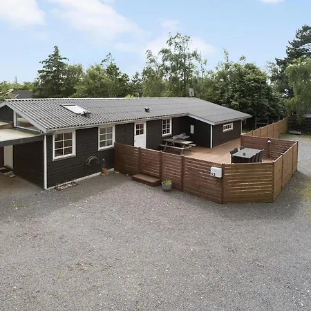 3 Bedroom In